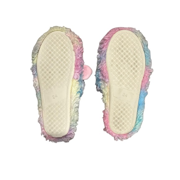 Unicorn Kids Slippers Size 24EU Approx 7US 🦄 - Picture 2 of 3